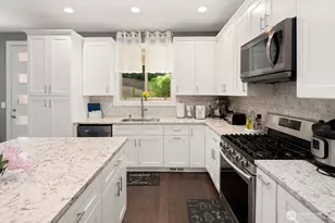 16422 76th Ave NE, Kenmore, WA 98028 - Photo 15