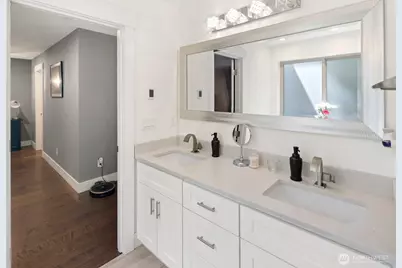 16422 76th Avenue NE, Kenmore, WA 98028 - Photo 23