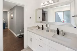 16422 76th Ave NE, Kenmore, WA 98028 - Photo 23