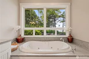 6 Diamond Dr, Pacific Beach, WA 98571 - Photo 17