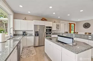 6 Diamond Dr, Pacific Beach, WA 98571 - Photo 5