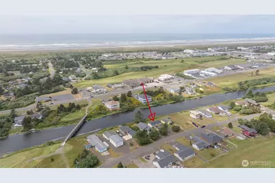 549 Canal Drive NE, Ocean Shores, WA 98569 - Photo 39