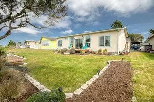 549 Canal Dr NE, Ocean Shores, WA 98569 - Photo 33