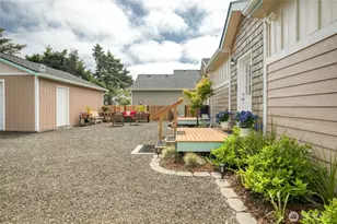 549 Canal Dr NE, Ocean Shores, WA 98569 - Photo 37