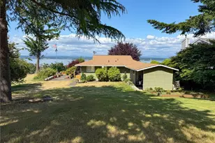 16 A Saratoga (Including D-15) Dr, Hat Island, WA 98206 - Photo 3