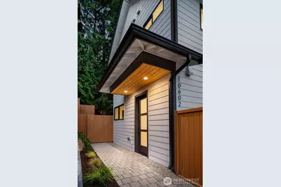 10602 NE 137th Place, Kirkland, WA 98034 - Photo 1