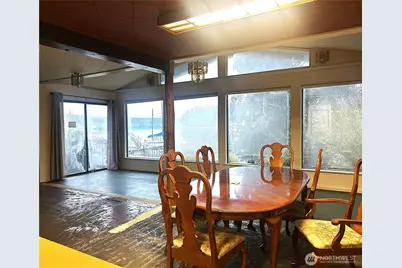 1954 NE Grandview Boulevard, Keyport, WA 98345 - Photo 5