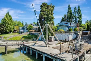 1954 NE Grandview Blvd, Keyport, WA 98345 - Photo 37