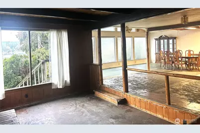 1954 NE Grandview Boulevard, Keyport, WA 98345 - Photo 3