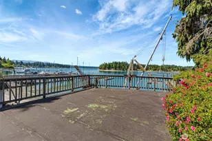 1954 NE Grandview Blvd, Keyport, WA 98345 - Photo 13