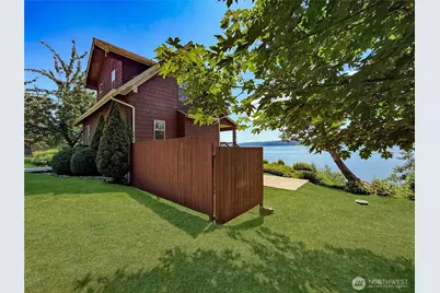 49 M Whidbey Island Drive, Everett, WA 98206 - Photo 33