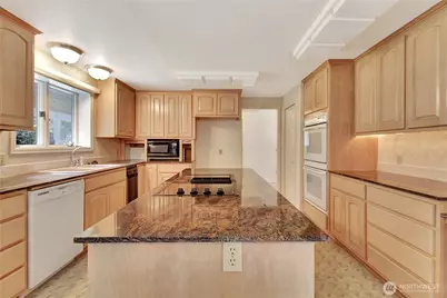 963 Utsalady Road, Camano Island, WA 98282 - Photo 13