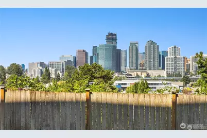 701 122nd Avenue NE #102, Bellevue, WA 98005 - Photo 13