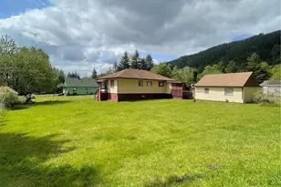 1204 Howard St, Raymond, WA 98577 - Photo 17