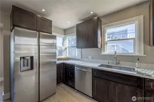 215 S 64th St, Tacoma, WA 98408 - Photo 9