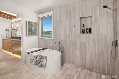 7964 E Mercer Way, Mercer Island, WA 98040 - Photo 29