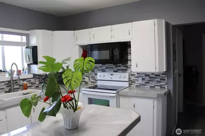 1415 Cherry St, Oroville, WA 98844 - Photo 9