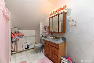 7029 Riverview Rd, Snohomish, WA 98290 - Photo 21