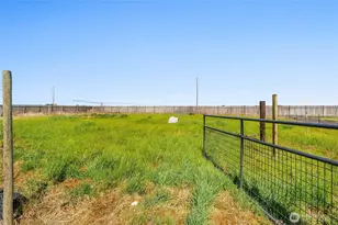 2352 W Covey Dr, Othello, WA 99344 - Photo 35