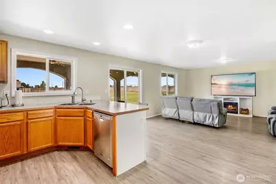 2352 W Covey Drive, Othello, WA 99344 - Photo 13