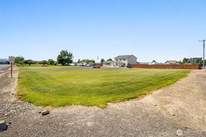 2352 W Covey Drive, Othello, WA 99344 - Photo 33