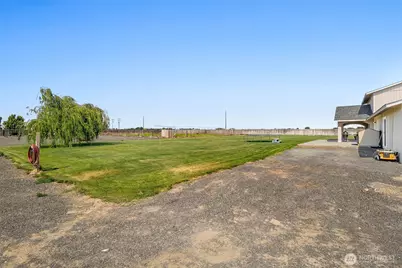 2352 W Covey Drive, Othello, WA 99344 - Photo 37