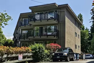 4051 Gilman Ave W, Seattle, WA 98199 - Photo 17