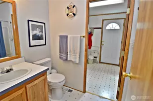 23809 101st Ave E, Graham, WA 98338 - Photo 15