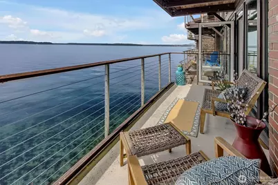 3717 Beach Drive SW #207, Seattle, WA 98116 - Photo 9