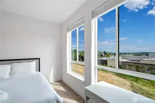 1300 E Remington Ct, Seattle, WA 98122 - Photo 17