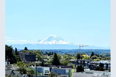 1300 E Remington Court #B, Seattle, WA 98122 - Photo 23