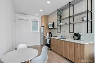 1300 E Remington Ct, Seattle, WA 98122 - Photo 9