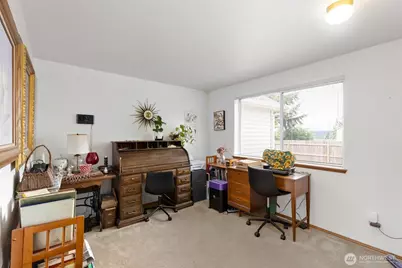 9695 Spinnaker Boulevard NW, Silverdale, WA 98383 - Photo 19