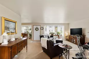 9695 Spinnaker Blvd NW, Silverdale, WA 98383 - Photo 9