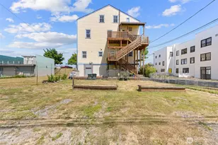 314 W 1st St, Port Angeles, WA 98362 - Photo 3