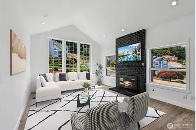 2805 Chambers Bay Drive, Steilacoom, WA 98388 - Photo 3