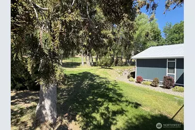 301 Main Street, Riverside, WA 98849 - Photo 25