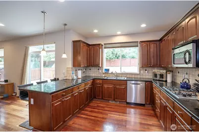 8301 183rd Avenue E, Bonney Lake, WA 98391 - Photo 9