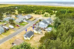 1215 199th Pl, Long Beach, WA 98631 - Photo 25