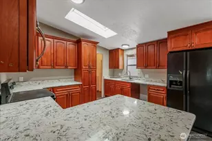 3001 S 288th St, Federal Way, WA 98003 - Photo 9