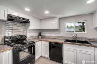 32407 72nd Avenue S, Roy, WA 98580 - Photo 7