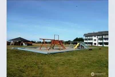 210 26th Street NW #106, Long Beach, WA 98361 - Photo 7