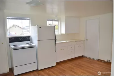 306 2nd St NE, Auburn, WA 98002 - Photo 21