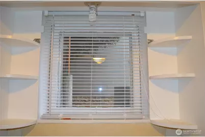 306 2nd St NE, Auburn, WA 98002 - Photo 9