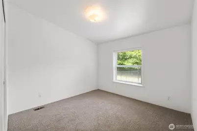 8502 208th Avenue Ct E, Bonney Lake, WA 98391 - Photo 15