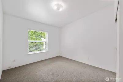 8502 208th Avenue Ct E, Bonney Lake, WA 98391 - Photo 17