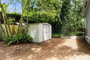 8502 208th Ave Ct E, Bonney Lake, WA 98391 - Photo 23