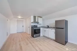 1012 9th St, Bremerton, WA 98337 - Photo 11