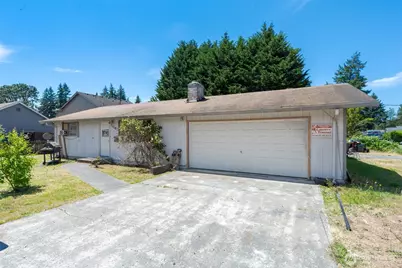 11104 Ainsworth Avenue S, Tacoma, WA 98444 - Photo 5