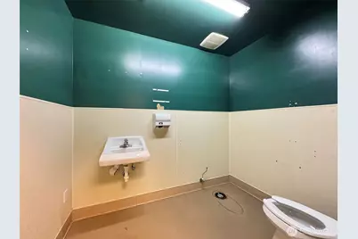 1400 W Washington Street #101, Sequim, WA 98382 - Photo 21